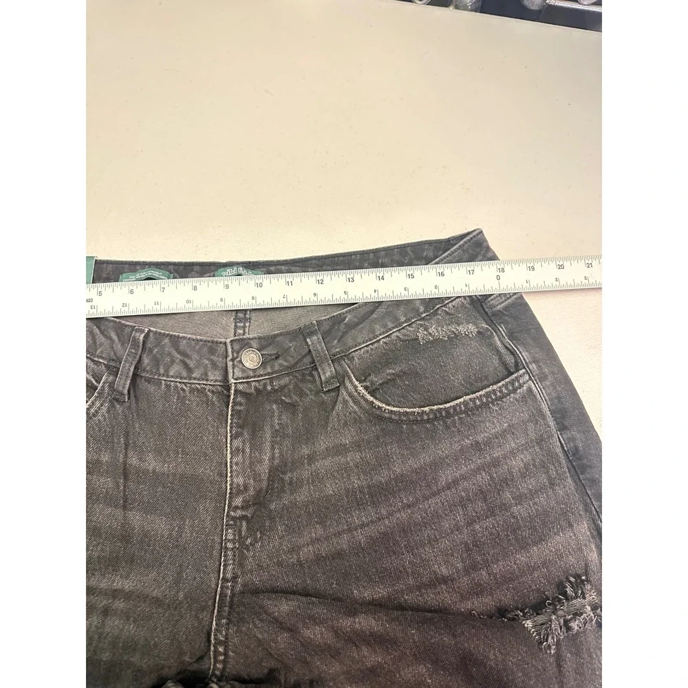 Wild Fable Womens Mid Rise Curvy Straight Jeans Black Distressed Raw Hem Size 14